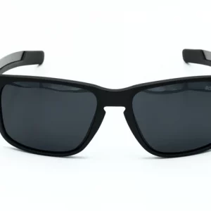 Lunettes de soleil polarisantes Retro. Matériau TR90 avec charnières en acier inoxydable