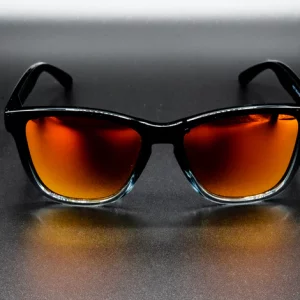 Adrian Aurora TR90 / Monture PC - Lunettes de soleil polarisées unisexes sport UV400 / Verres miroir noirs et orange
